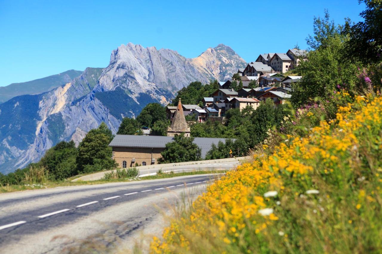 Village Vacances De Valmeinier "Les Angeliers" Exterior photo